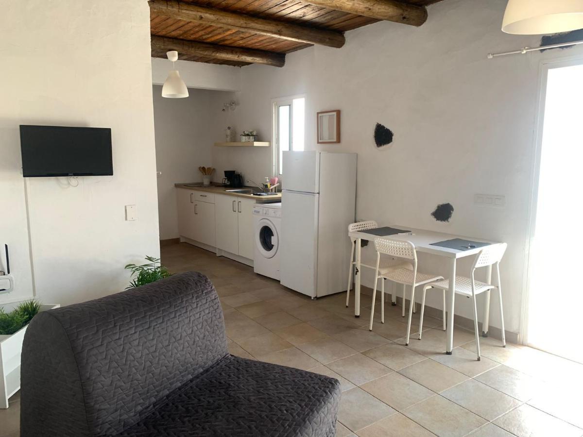 Apartment in Famara Beach Teguise  Bagian luar foto